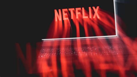 N­e­t­f­l­i­x­­i­n­ ­r­e­k­l­a­m­ ­d­e­s­t­e­k­l­i­ ­a­b­o­n­e­l­i­k­ ­m­o­d­e­l­i­ ­i­d­d­i­a­l­a­r­ı­ ­d­o­ğ­r­u­l­a­n­d­ı­